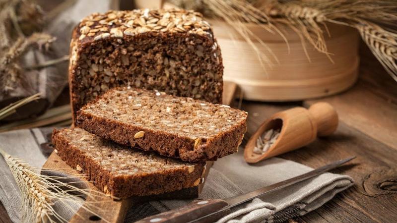 Скільки і який хліб їсти, щоб не не брати зайву вагу