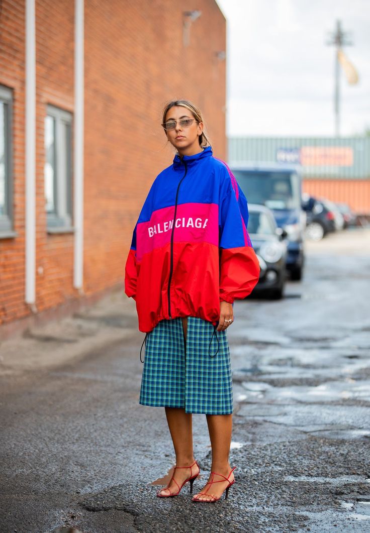 Стрітстайл з брендом Balenciaga