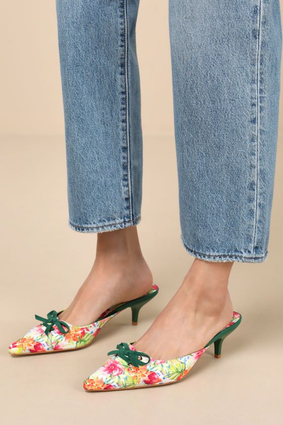 Kitten heels
