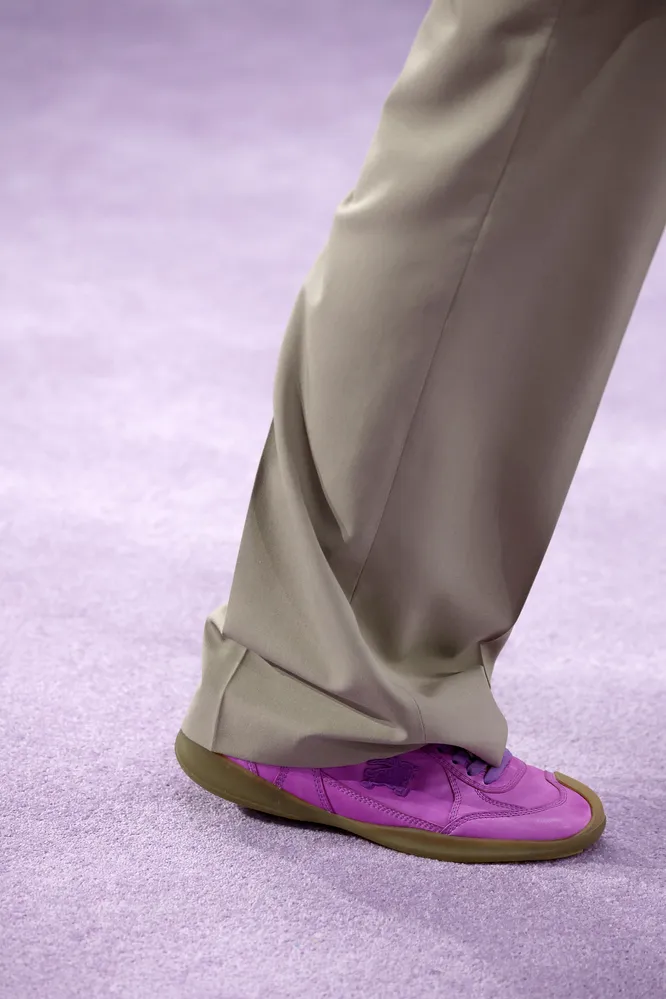 Burberry весна-літо 2025
