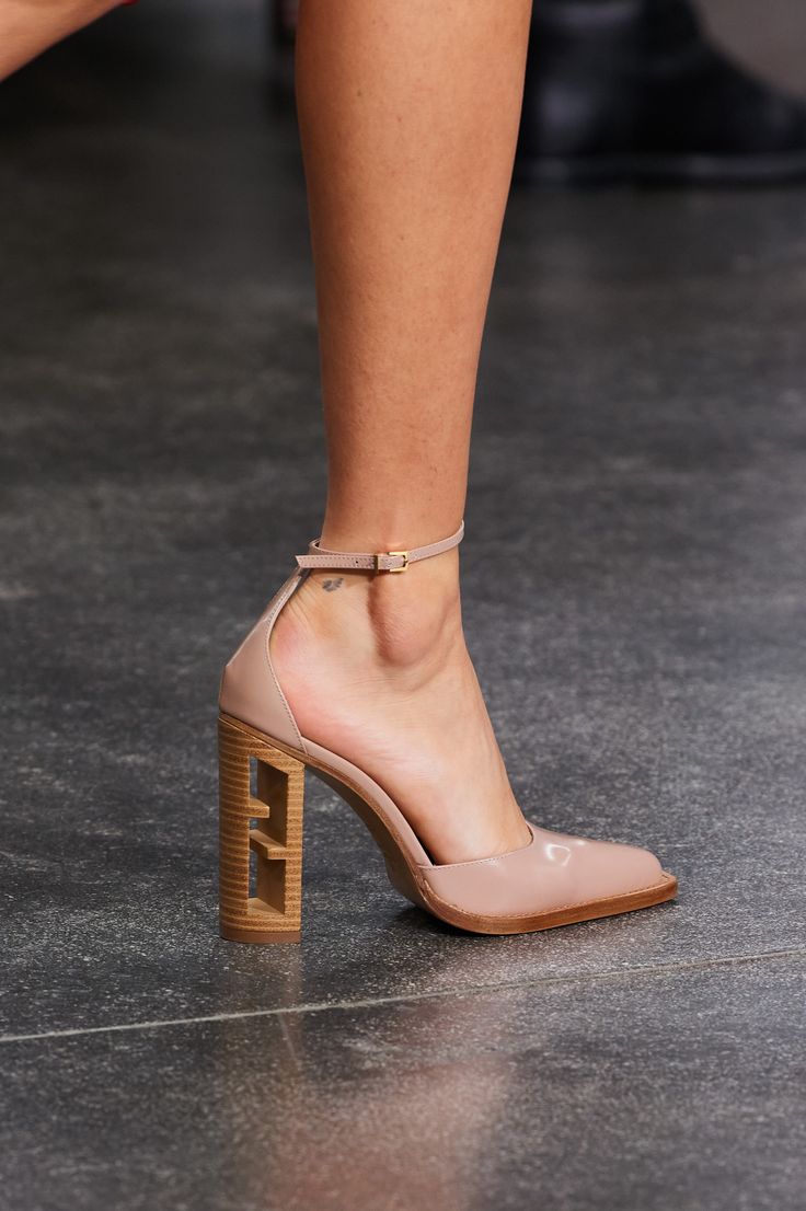 Fendi Fall 2022 Ready-to-Wear Collection