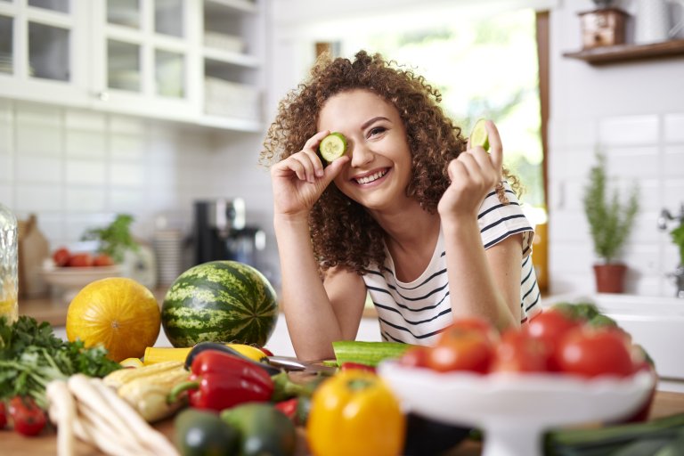 Сім продуктів, які повинні бути в раціоні жінок для збереження молодості