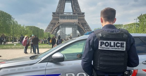 Українку згвалтували поблизу Ейфелевої вежі в Парижі