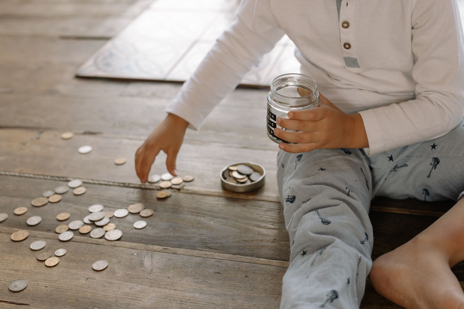 child money coins piggy bank