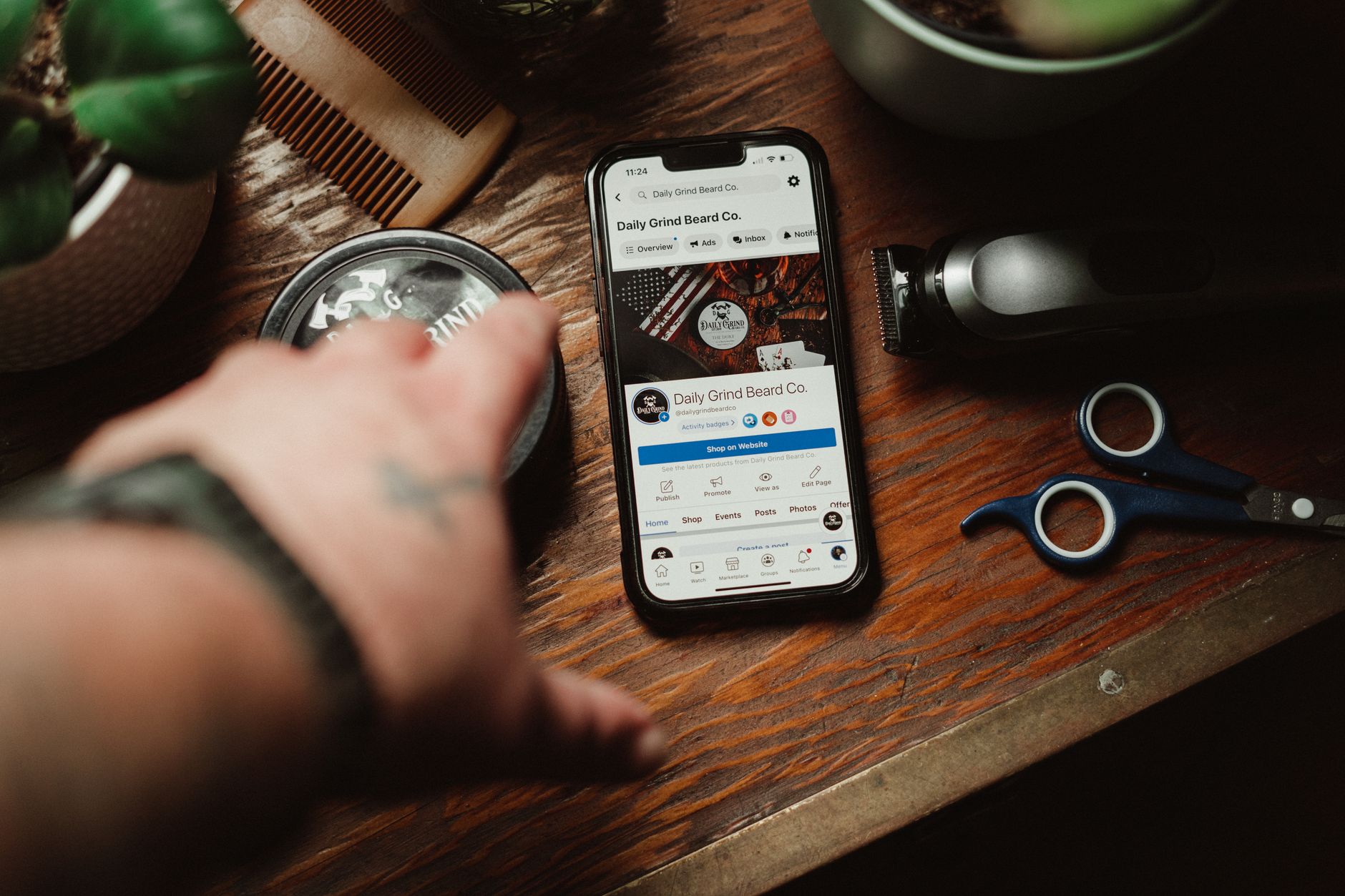 social media business phone