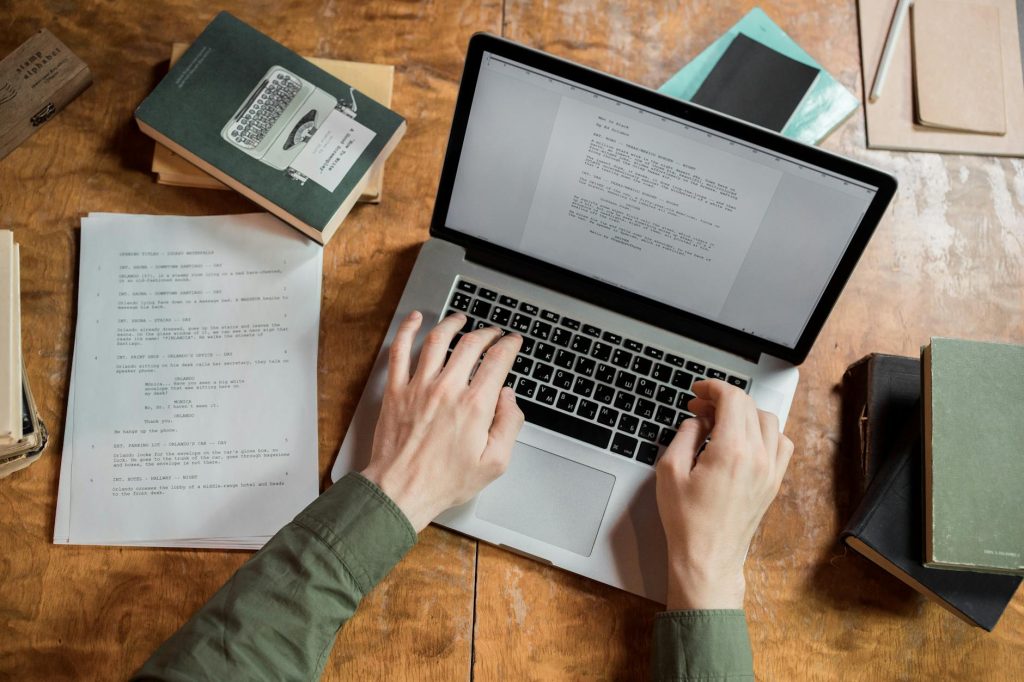 copywriting laptop business write