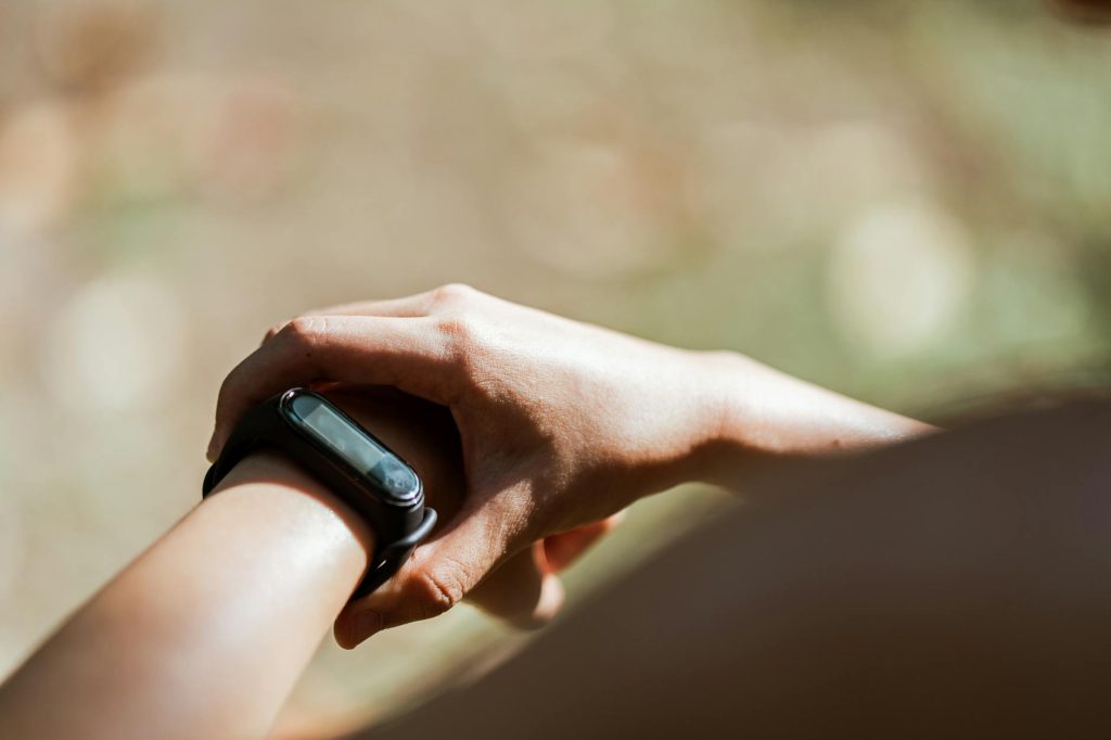 fitness tracker watch wrist