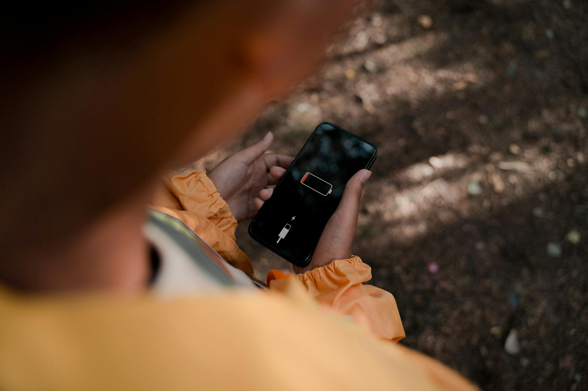 phone battery low charging