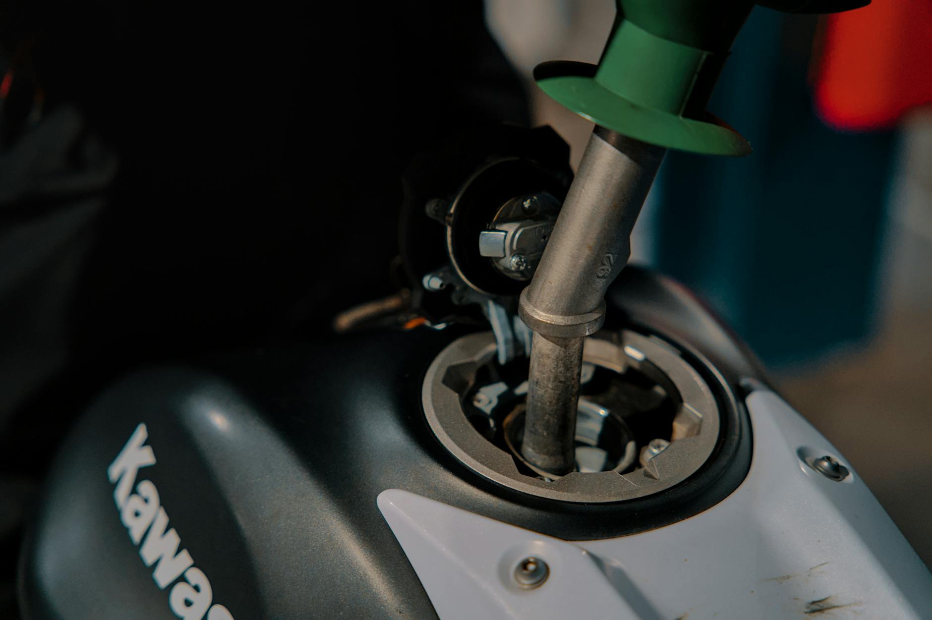 fuel additive bottle gas