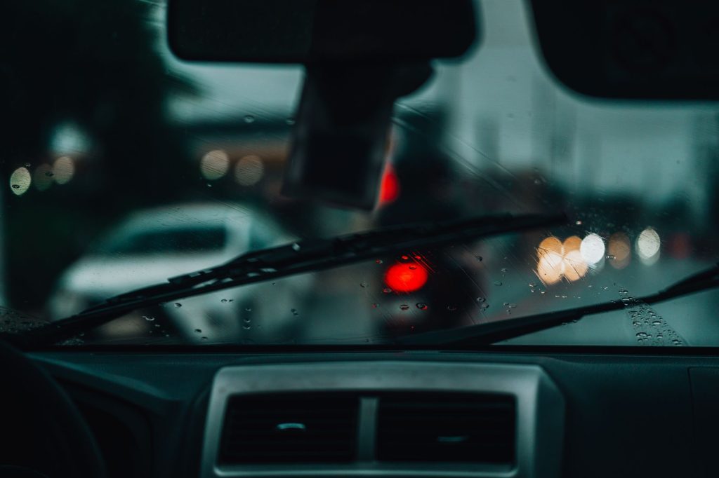 windshield wipers rain car