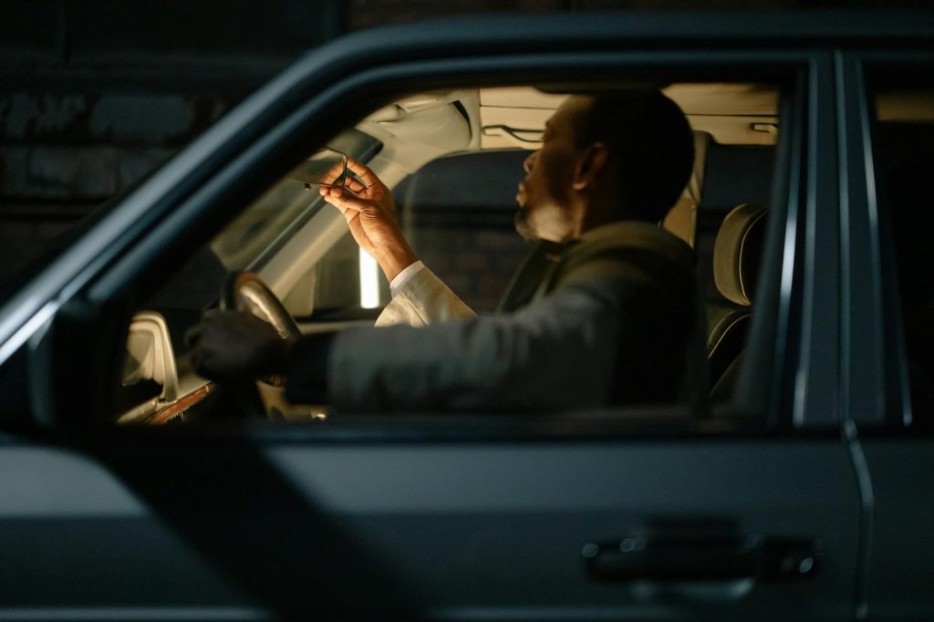 car mirror adjust safety