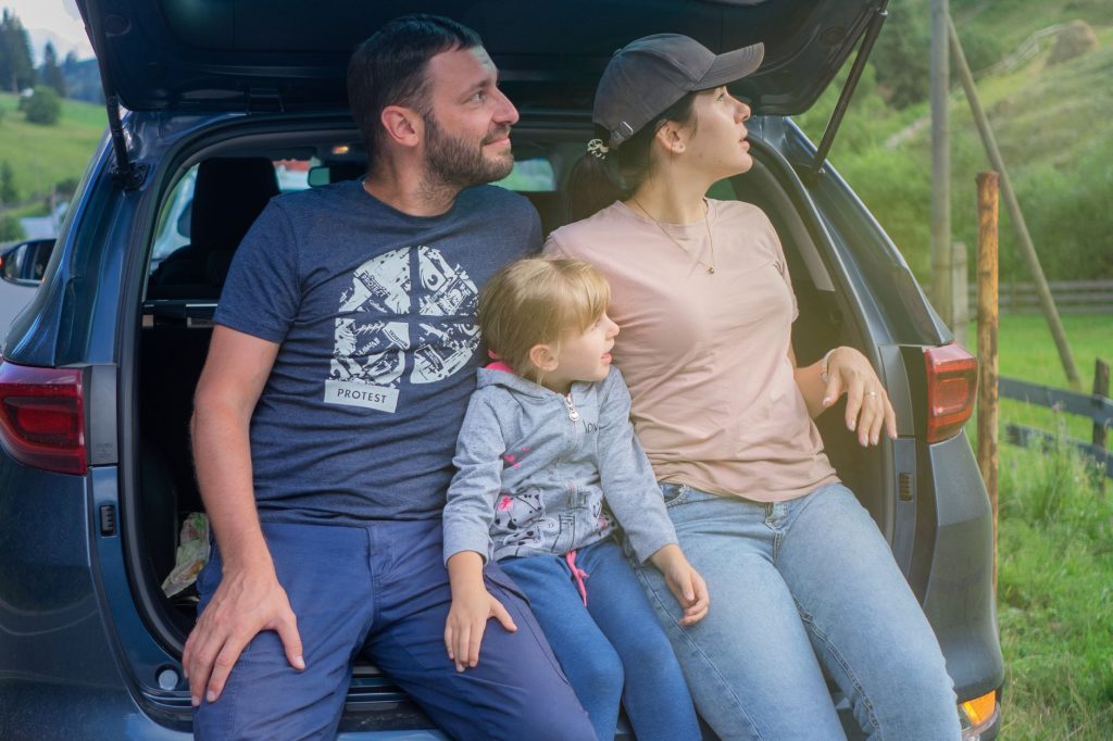 family road trip car summer