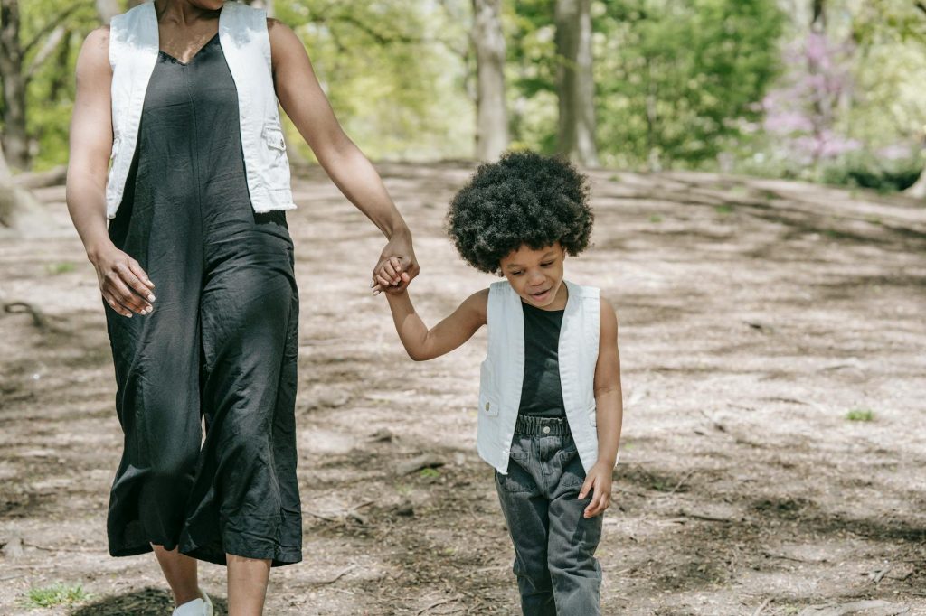 nature kids walking love