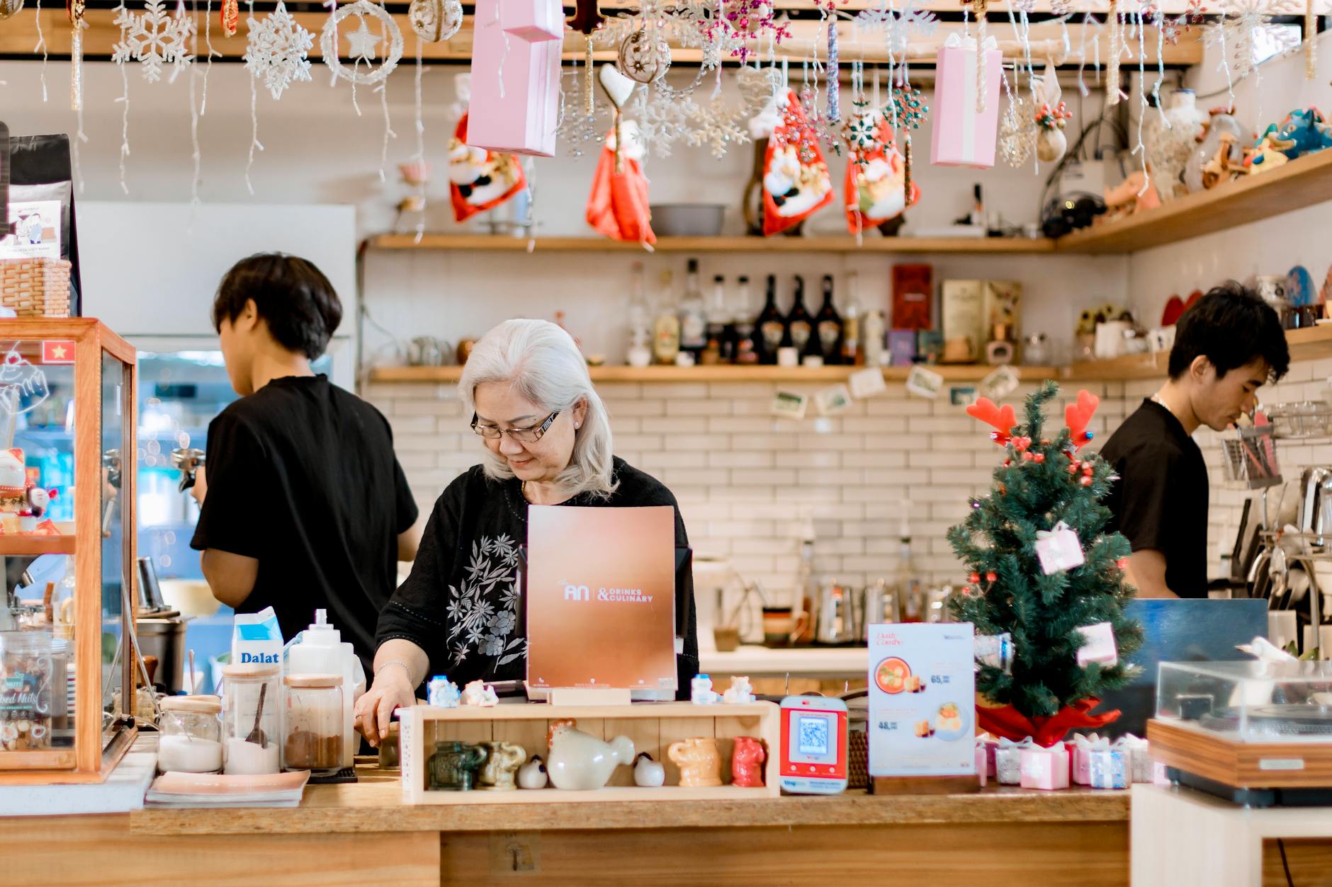 loyal customers business retention