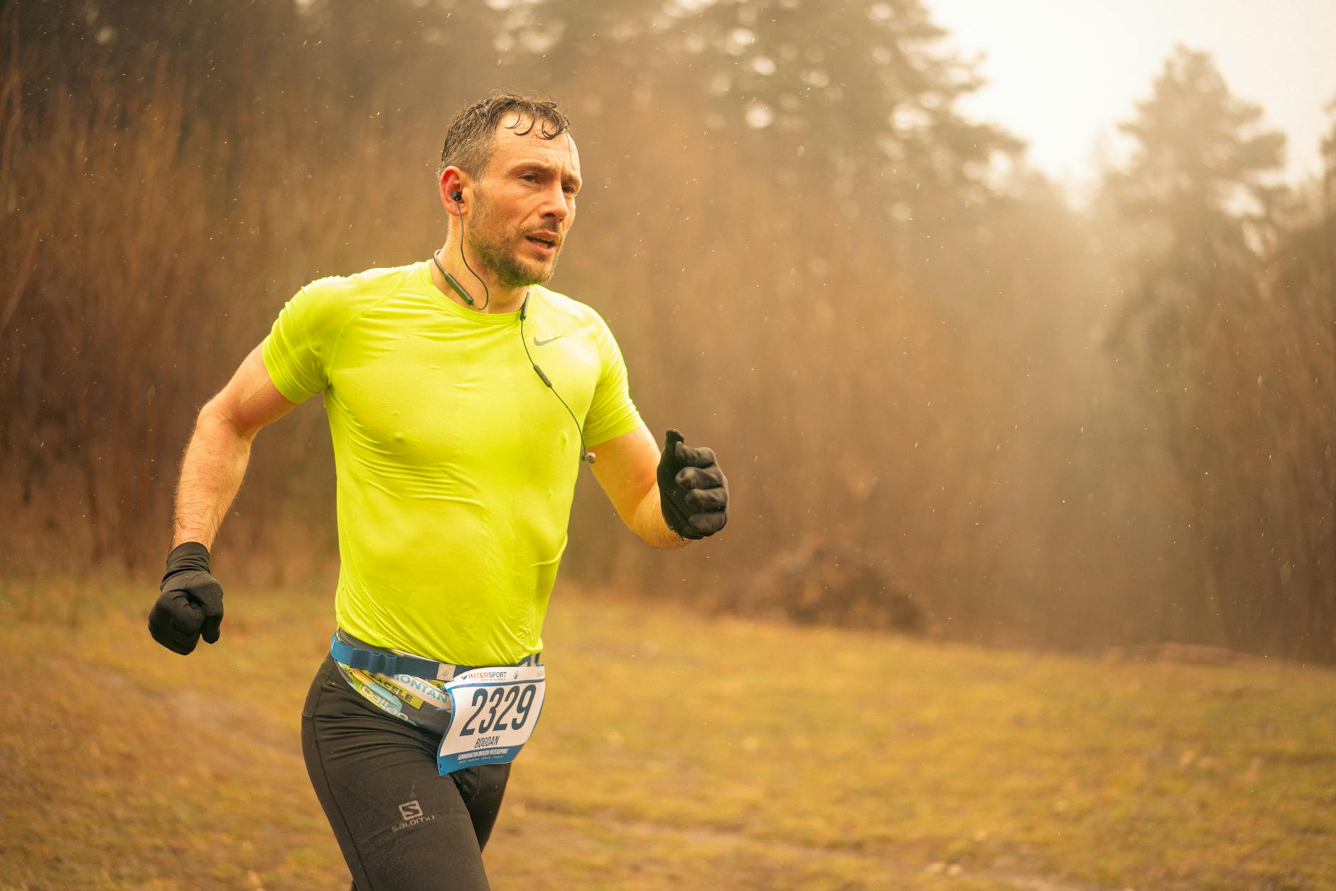 winter marathon cold runner