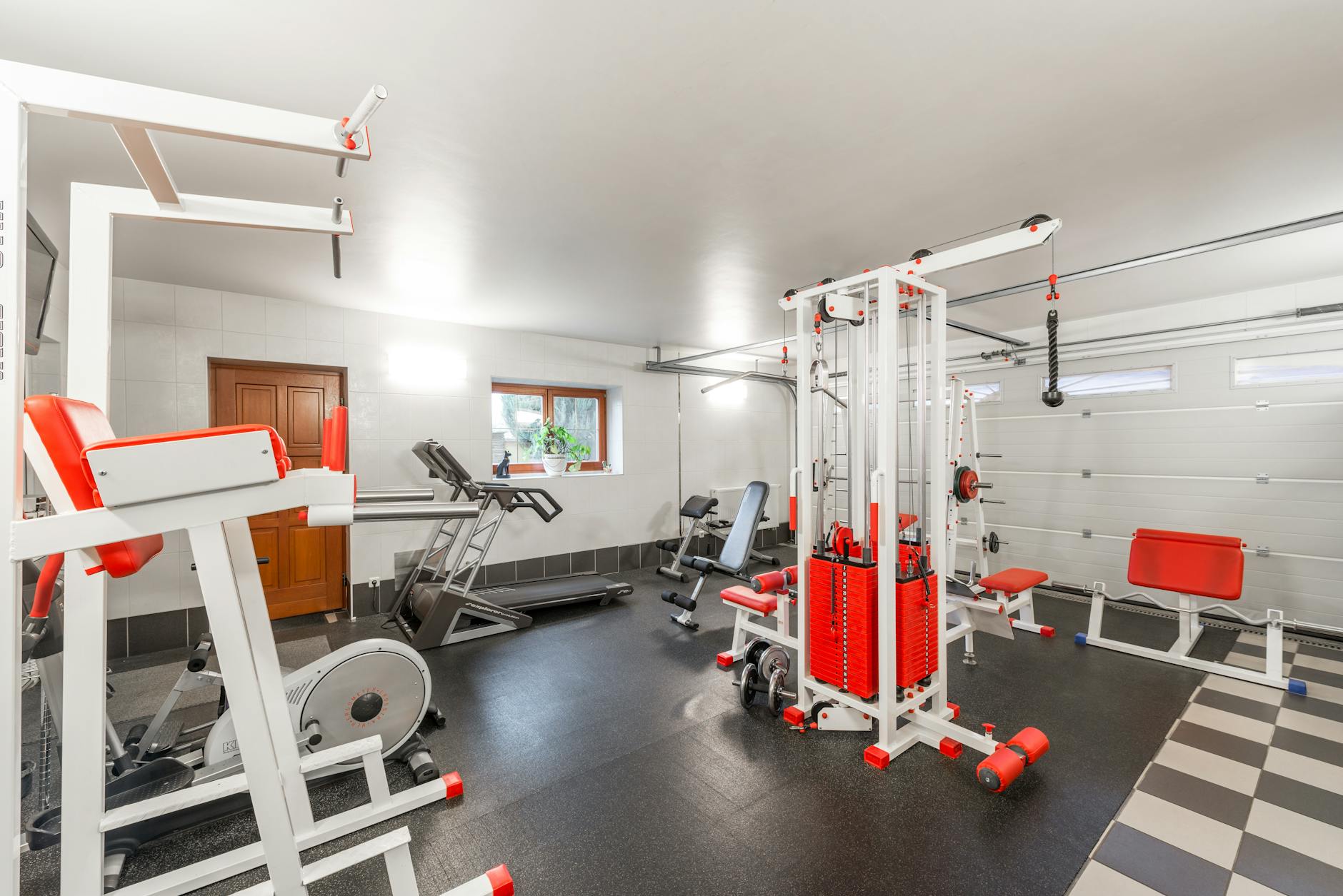 home gym equipment treadmill