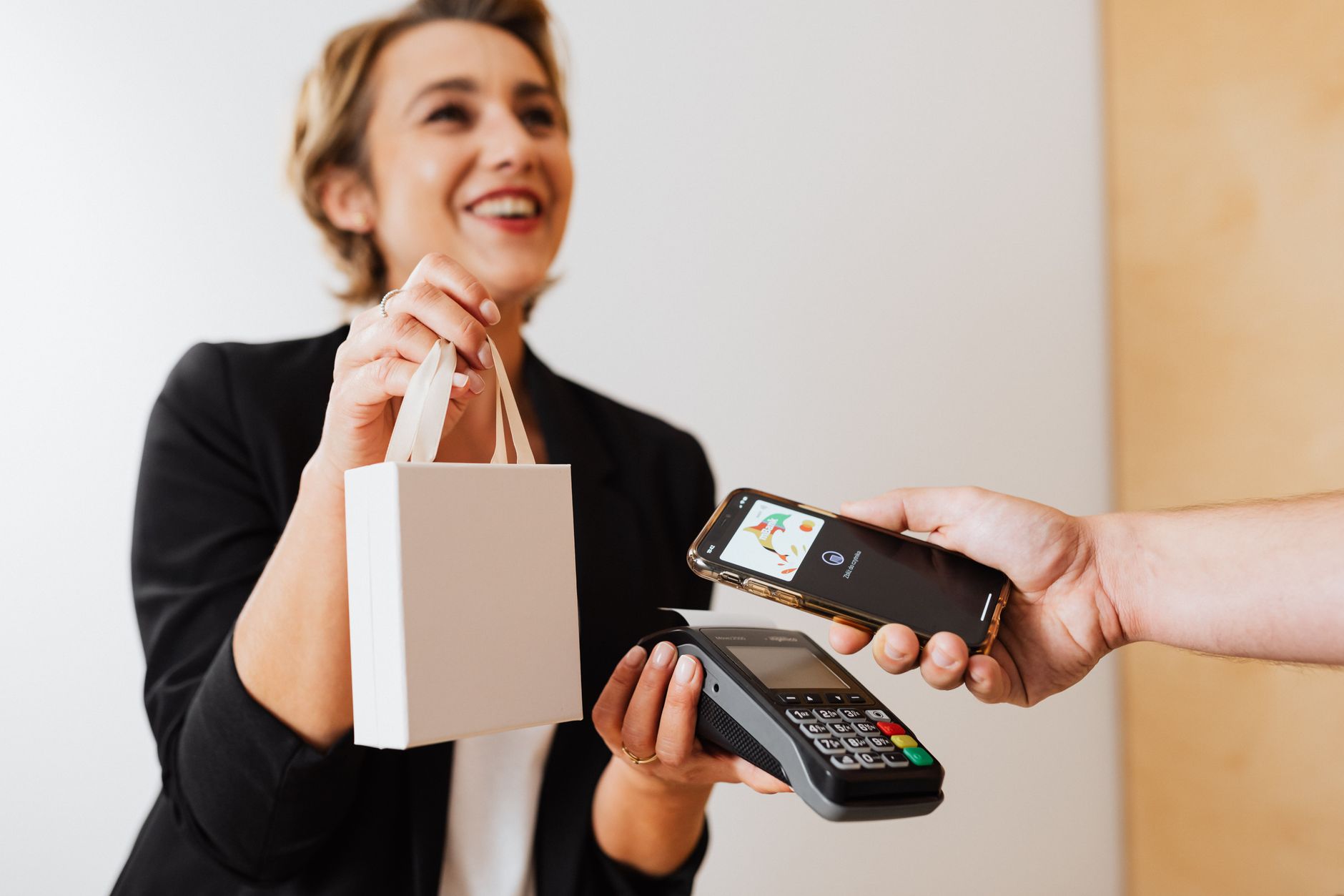 apple pay phone payment