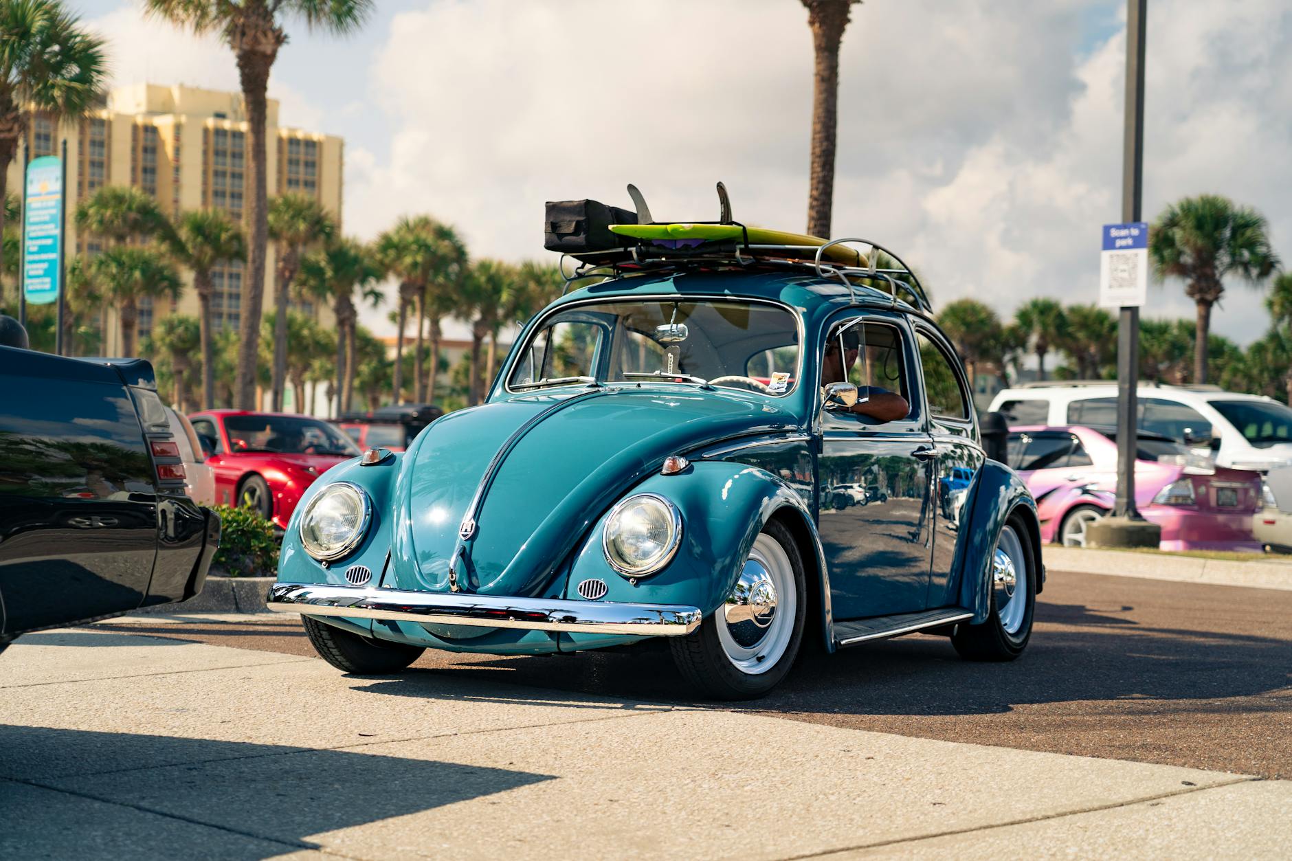 tourist car summer vacation
